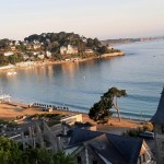 l'océan aux pieds des maisons